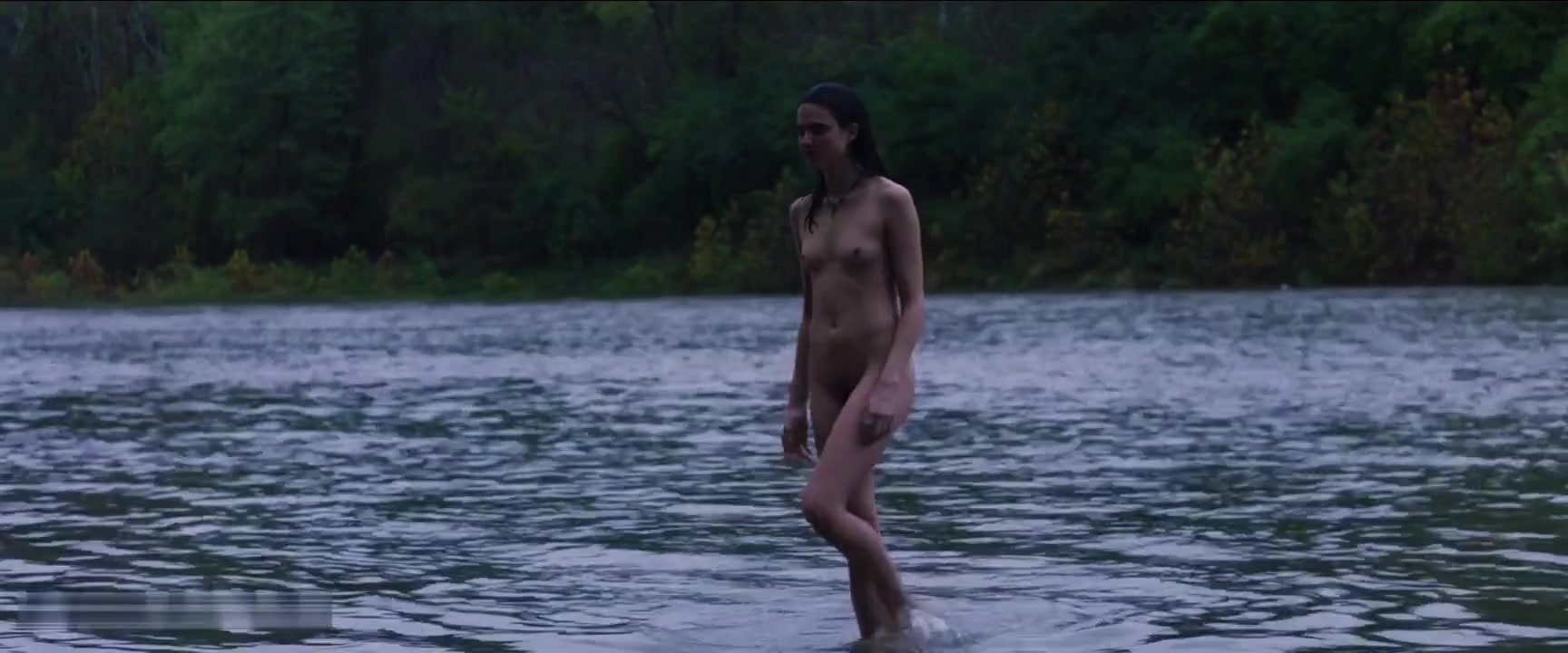 Margaret Qualley Nude Donnybrook 2018