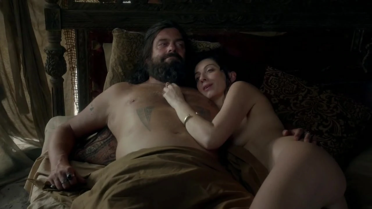 Hannah New, Sylvaine Strike nude - Black Sails S03E06-07 (2016)