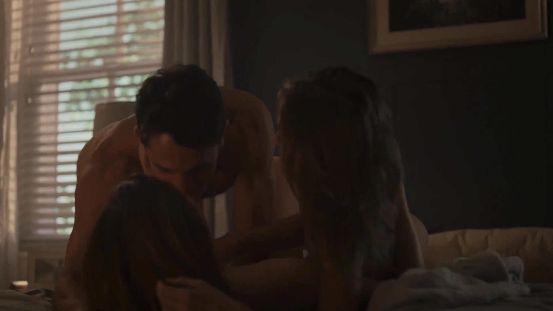 Hannah Emily Anderson nude - The Purge s01e01 (2018)