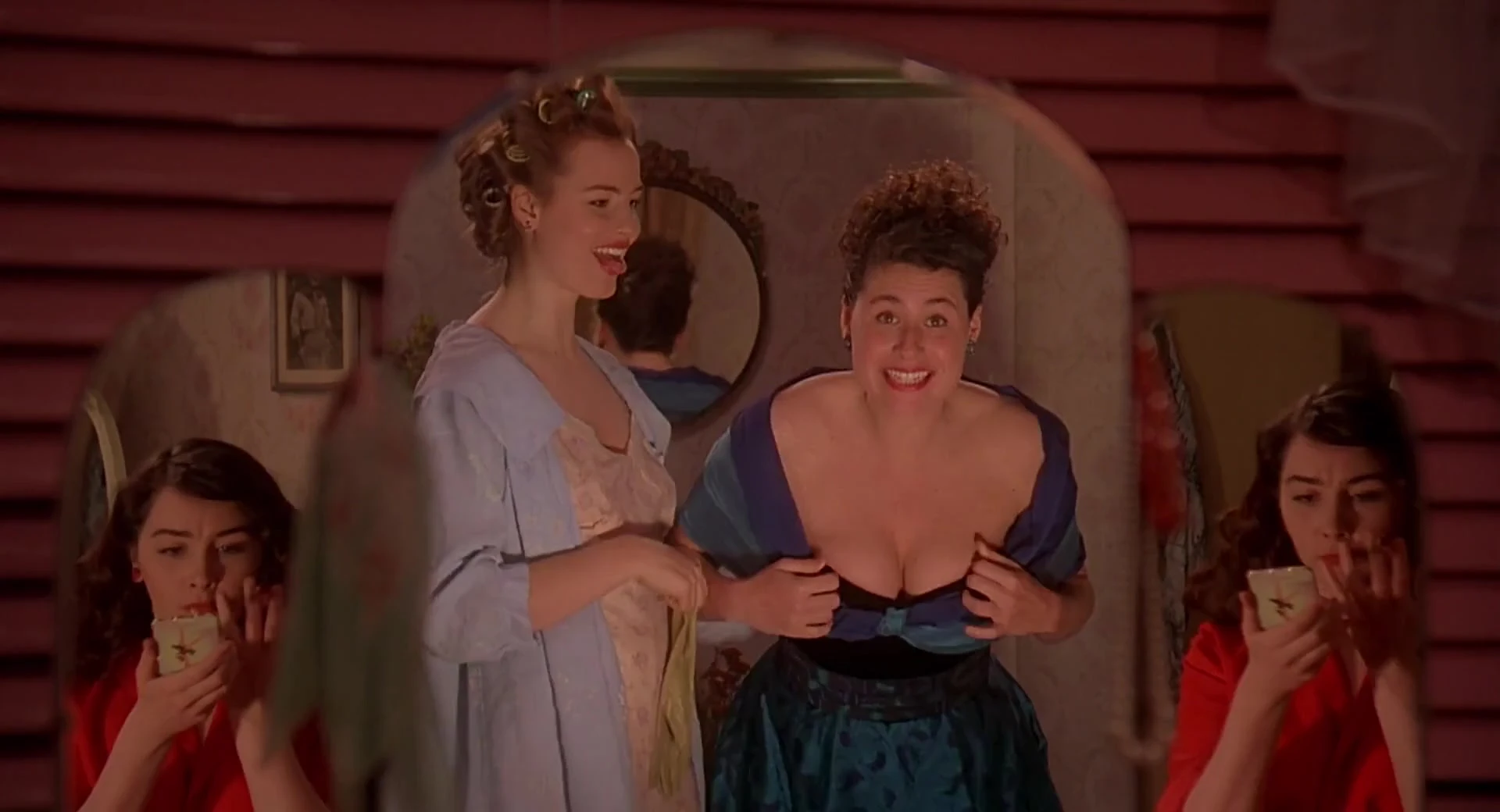 Minnie Driver nude - Circle of Friends (1995)