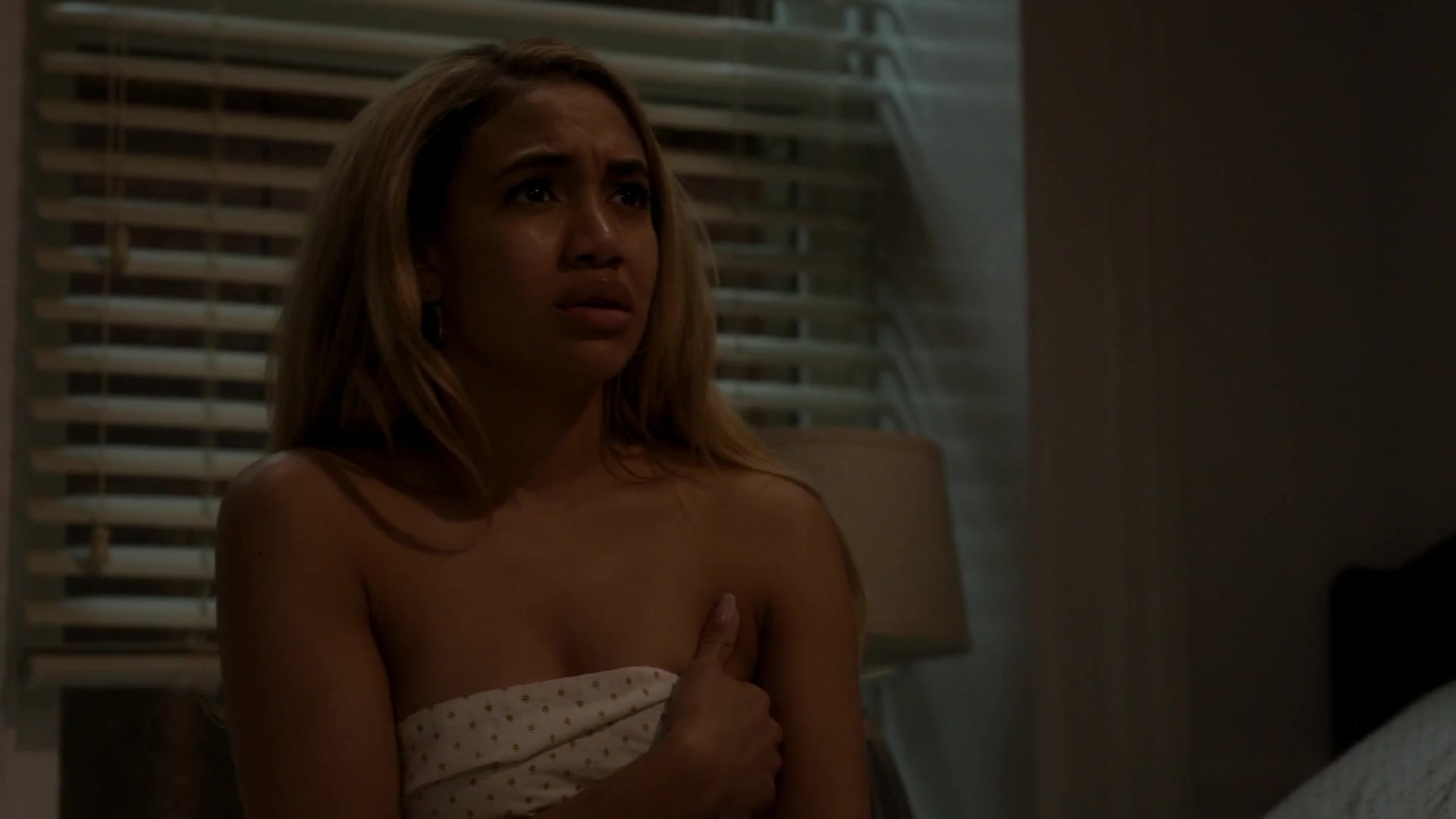 Paige Hurd nude - Power Book II Ghost s02e03 (2021)