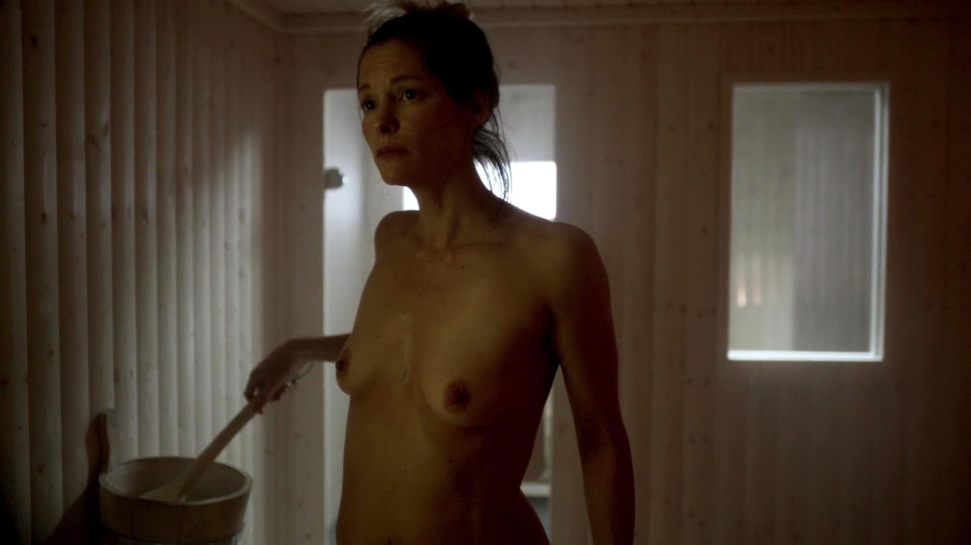 Sienna Guillory, Veronica Echegui naked – Fortitude s01e01-02 (2015)